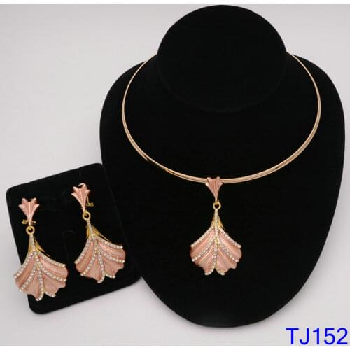 New Fashion Flower Necklace Earring Set Popular Charm Nice Choker Earring Sets Womens Jewelry