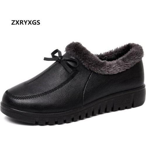 ZXRYXGS 2020 New mother cotton shoes winter boots plus velvet soft bottom to keep warm cotton boots flat snow shoes women boots