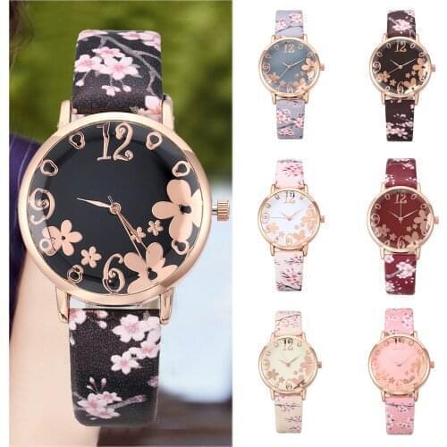 Women Fashion Embossed Flowers Small Fresh Printed Belt Student Quartz Watch Wristwatch Ladies Bracelet Casual Luxury Watch