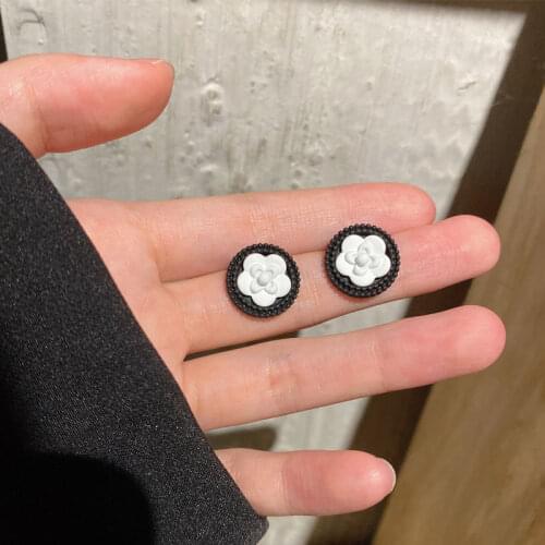 Cute small camellia earring small fragrance luxury rose flower earrings for womens party