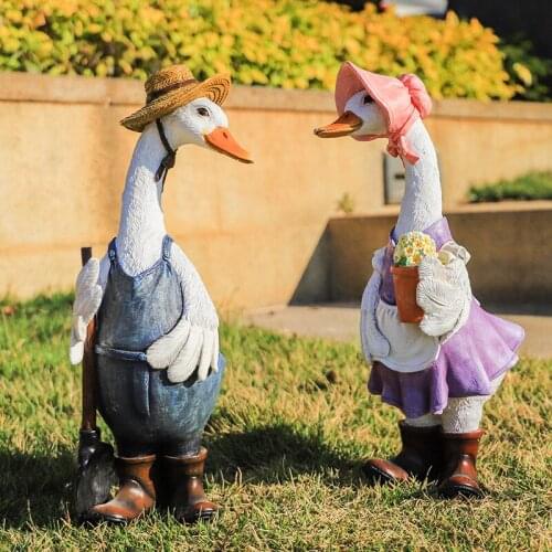Resin Duck Ornament Outdooor Garden Sculpture Craft Couple Animal Statue Decor Simulation Micro Landscape Decoration Accessories