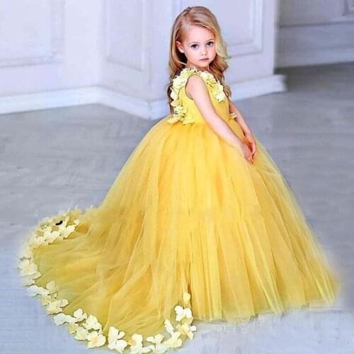 Yellow Flower Girls Dresses For Weddings V Neck Hand Made Flowers Sweep Train Little Kids Baby Gowns Custom First Communion Dres