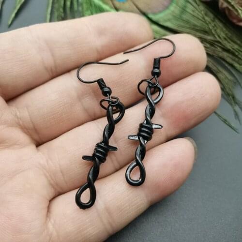New Black Iron Ribbon Thorn Earrings Ladies Hip Hop Punk Gothic Barbed Wire Earrings Gift Small Iron Chain Earrings Gift
