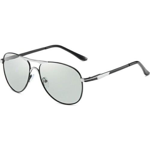 2021 Mens Discoloration Polarized Light Sunglasses For Outdoor Riding Lightweight Anti-glare Resistant Sunglasses UV400