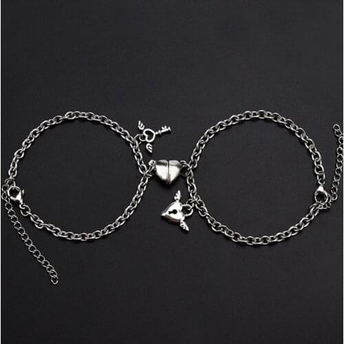 2Pcs/pair Heart Shape Magnet Attraction Bracelet For Couples Stainless Steel Angel Wing Lock Mens Womens Charm Jewelry Gift