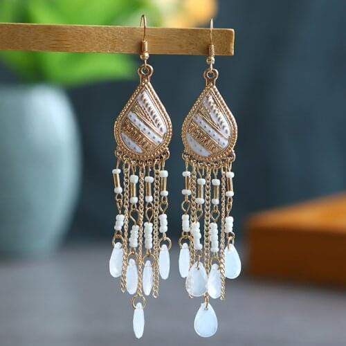 Classic Vintage White Crystal Beads Long Tassel Ladies Earrings Gold Water Drop Fashion Jewelry Bohemia Wedding Earrings Hangers
