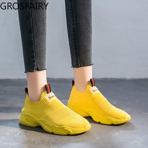 Mesh Surface Womens Shoes New Thick-soled Breathable Socks Shoes Casual Sports Shoes Womens Thick-soled Running Shoes White