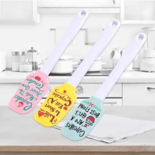 Cute Heart Stars Letters Pattern Cake Spatula Food Grade Silicone Butter Scraper Cake Cream Mixing Baking Tools Random