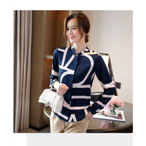 Silk shirt women 2021 autumn new design sense niche temperament fashion western style striped mulberry silk top