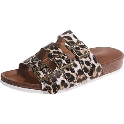 Womens shoes spring 2021 new fashion color matching slippers soft soles comfortable non-slip outside shoes large shoes