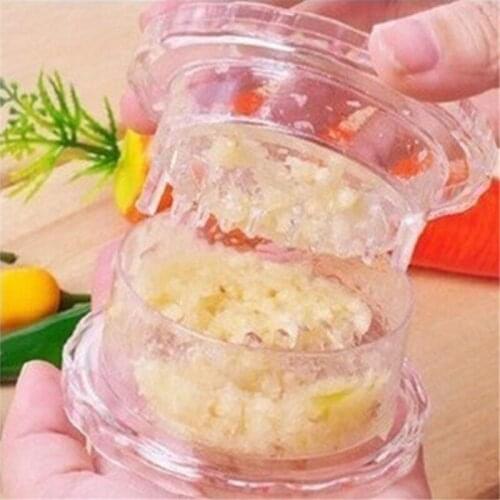 Kitchen Garlic Crusher Grater Plastic Garlic Press Twist Peeler Mincer Press Kitchen Tool Kitchen Supplies random color 5N1036