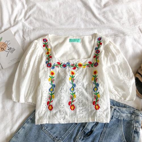 Shirt women retro floral embroidery 2020 summer new puff sleeve shirt party blouse flower shirt women blouse cotton