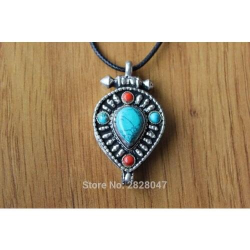 PN000 Tibetan Silver Heart Prayer Box Gau Pendant Handmade Nepal Coloful Semi-precious Stone Women Gau Amulet