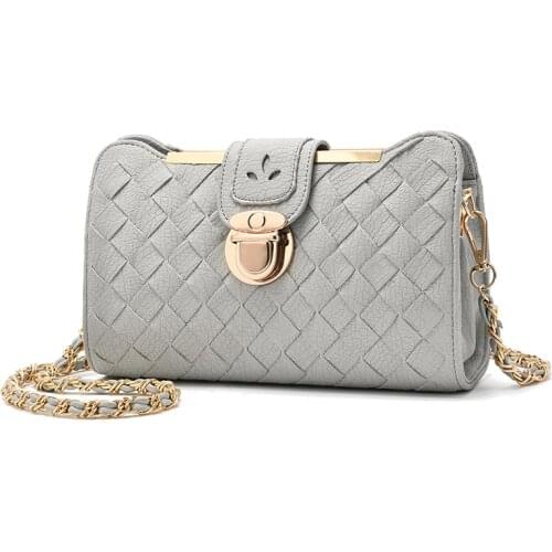 Ladies bag 2018 new shoulder Crossbody bag female Summer wild Korean version Chain bag fashion bianzhi 26X7.5X15cm