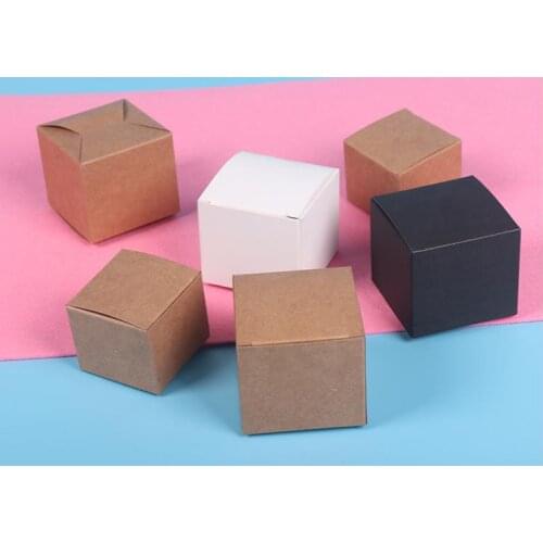 50pcs Black/White/Kraft Paper Square Candy Box Wedding Party Favor Gift Box