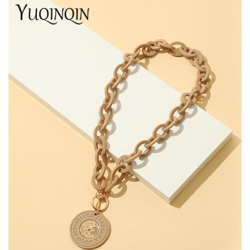 Coin Shape Acrylic Resin Necklaces For Women 2021 Fashion Jewelry Chain Round Pendant Long Necklace New Jewelry Wholesale