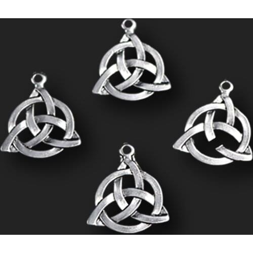 8pcs Antique Silver Color Hollow Metal Knot Charm Retro Necklace Bracelet DIY Handmade Metal Jewelry Pendants 31*25mm A1301