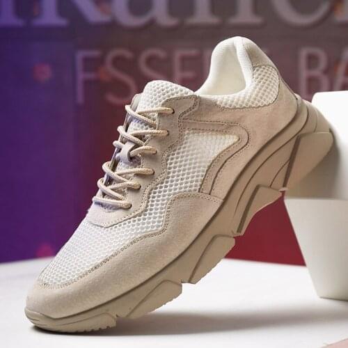 2019 New spring breathable net shoes Mens casual outdoor running shoes 100 shoes Sports shoes Korean version of mens shoes