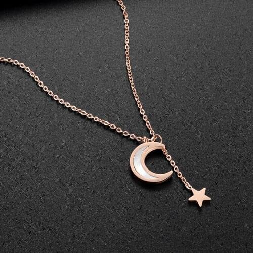 New Star Moon Party Lady Pendant Necklace Fashion Women Short Necklace Jewelry Simple Lady New Design Jewelry Party Gift