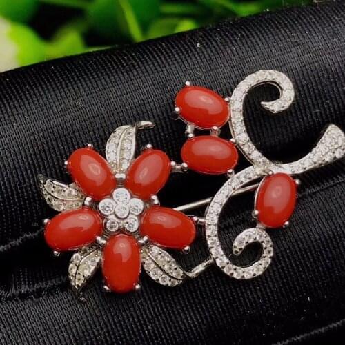 Natural coral brooch, 925 silver, exquisite craftsmanship, hot-selling style seabed organics