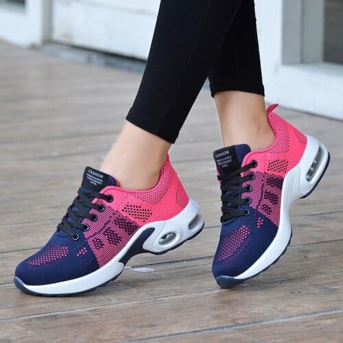 2021 Running Shoes Women Breathable Mesh LightWeight Outdoor Casual Shoes Sport Walking Platform Ladies Sneakers Plus Size 42