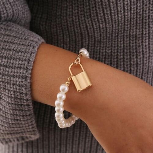 High Quality Heart Coin Charm Imitation Pearl Bracelet Bangle for Women Steampunk Lock Chunky Chain Friend Couple Jewelry
