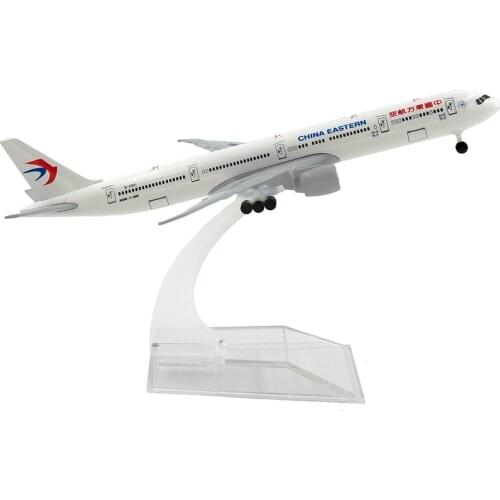 1/500 Scale Alloy Aircraft Boeing 777 with Landing Gear China Eastern Airlines 15cm Plane B777 Model Decoration Gift Collection