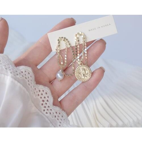 New Arrival Fashion Vintage Embossed Portrait Coin Pearl Luxury Earring High-quality Long Tassel Asymmetrical Earrings for Woman