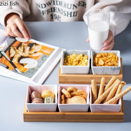 European-style Ceramic Dessert Snack Platter Divided Candy Plate with Wooden Stand Living Room Coffee Table Fruit Pastry Plate