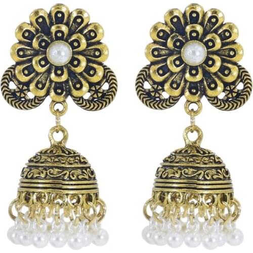 Retro Elegant Womens Afghan Gold Carved Flower Indian Earrings Ethnic Gypsy JhumkaWhite Beads Wedding Earrings Jewelry Bijoux