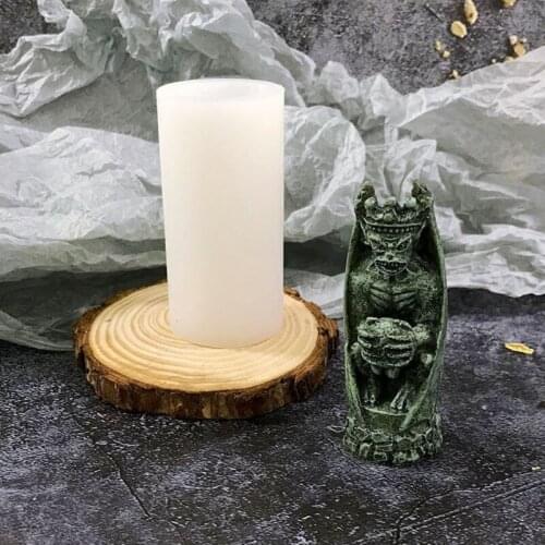 Western Devil Bat Silicone Mold Halloween Mould Hand-made Candle DIY Craft Ornament Gypsum Aromatherapy Home Office Decorations