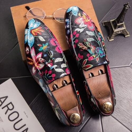 2021 New Style PU Floral Print Low Heel Platform Comfortable Casual Shoes Fashion Trend Handmade Solid Color Mens Shoes XM285