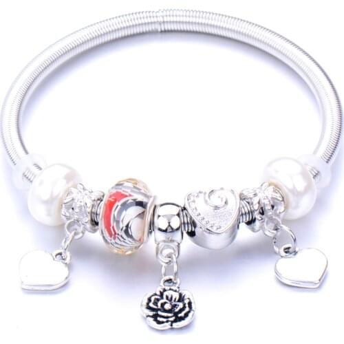 10Pcs/Lot Dropshipping 6 colors Lovely Heart Flowers Pendant Beads Charm Bracelets For Women spring Bracelets Children Girls