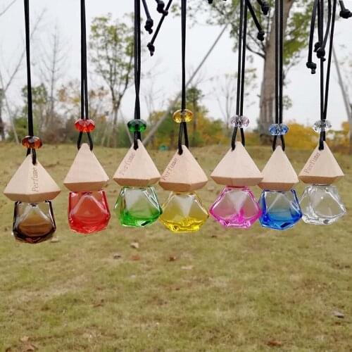 8ml Creative Car Hanging Perfume Bottle Quality Car Ornament Empty Glass Bottle F20172832