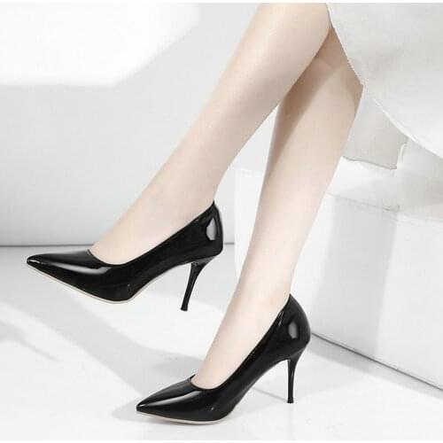 Classic Women High Heels Brand High Heels Black White Red Yellow Patent Leather Pointed Sexy Stiletto High Heels Ladies Shoes