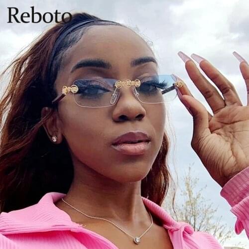 Square Diamond Sunglasses Women Retro Small Rectangle Clear Shades Sunglasses Crystal Rhinestone Vintage Eyewear UV400 Oculos