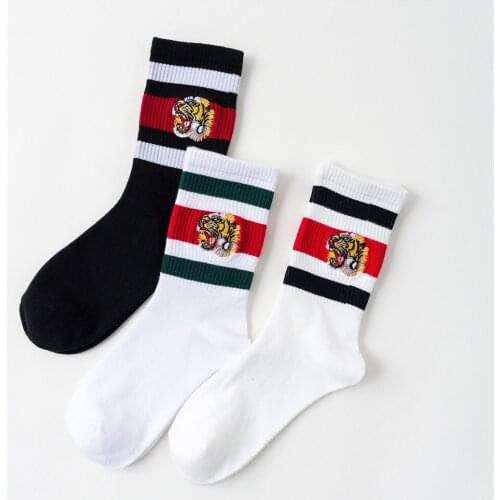 Fashion Personality In The Tube Sports Cotton Classic European and American Style Tiger Head Embroidery Socks Cotton Socks