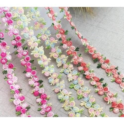High Quality 2.5CMX10YD Embroidery Water Soluble Applique Small Flowers Lace Ribbon Water Soluble Curtain Lace Color Flower Stri