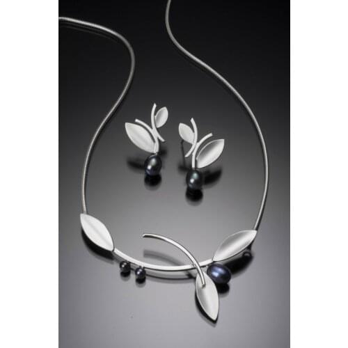 New Fashion Vintage Boho Leaf Pearl Jewelery Set Simple Aolly Silver Color Stud Earrings Necklace Sets For Women Gift