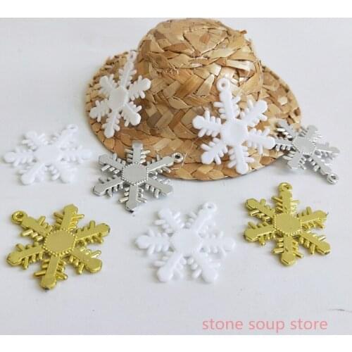 24pcs Plastic Snowflakes Christmas Pendant Decoration Craft Diy Accessories 4cm Plating Silver Snowflake