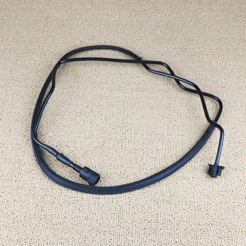 Cooling-Vent Hose 31319053 For Volvo S60 S80 V70 XC70 2.5L-L5 2007 2008 2009 2010 2011 2012 Car water tank filling kettle car