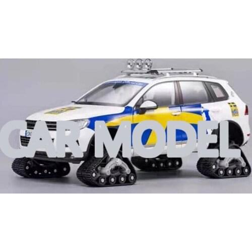 1:18 scale Alloy Toy Vehicles Kyosho VW Touareg SUV snow Edition car Model Of Childrens Toy Car Original Authorized Kids Toys