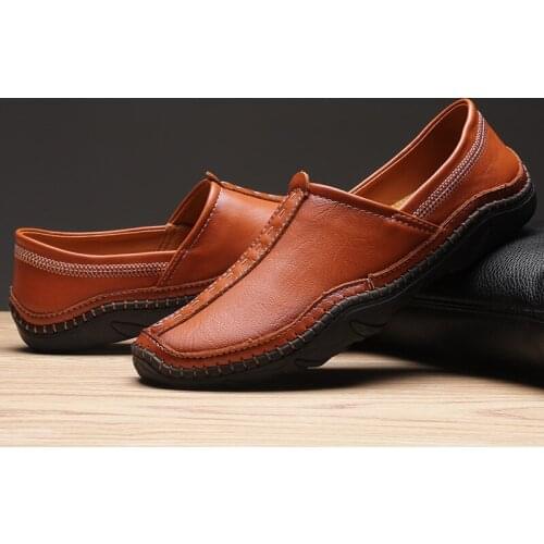 2021 New Spring and Autumn Mens Shoes Casual Leather Shoes for Men with Soft Soles Korean Edition Mens Shoes Breathable