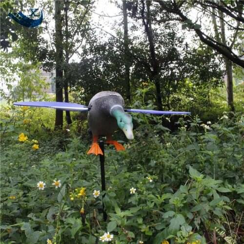 Xilei New Arrival Wholesale 6V Remote Control Eco-Friendly Paint Duck Decoy Duck Decoy With Magnet Spinning Wings