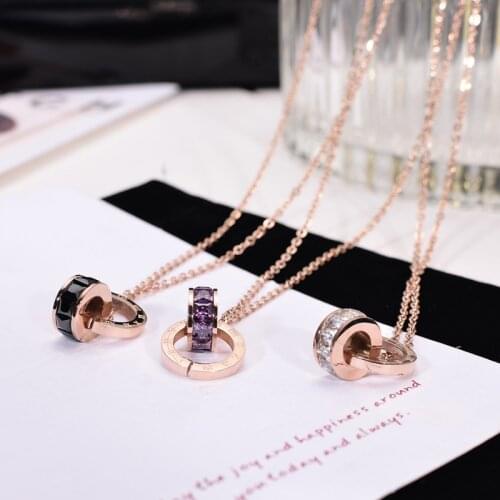 YUN RUO 2019 Hot Rose Gold Color Roman Number Colored Crystal Pendant Necklace Fashion Titanium Steel Woman Jewelry Never Fade