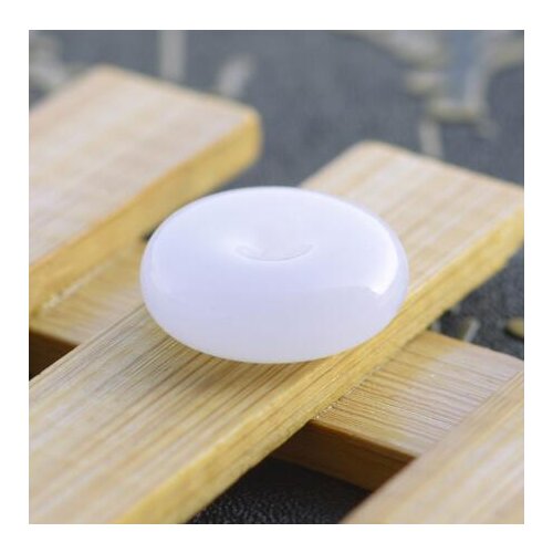 Hetian jade white jade peace buckle Qinghai material sheep fat jade pendant