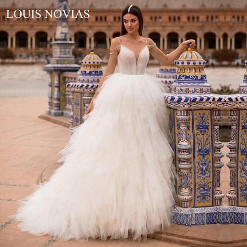 Louis Novias 2020 Shoulder Folding V-neckline A-shaped Beaded Halter Train Fashion Illusion Sexy Chiffon Princess Wedding Dress