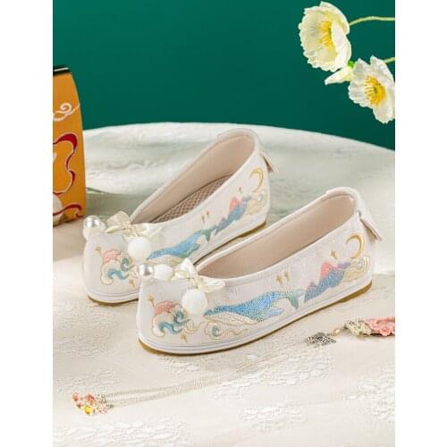 Shoes Two Lovely Girls Female Inner Higher Heels Original Improved Song Dynasty Shoes Matched Antique Womens Embroidered Shoes