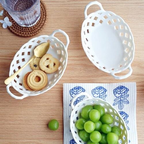 Hand Made Ceramic Baskets Plate Hollow Carved Embossed Craft with Ears Snack Candy Biscuits Bread Nuts Fruit Food Storage Plate