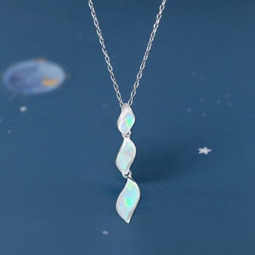 Pretty Jewelry Leaf Shaped White Fire Opal Silver Stamped Necklaces Pendants High Quality Fashion Jewelry OP589